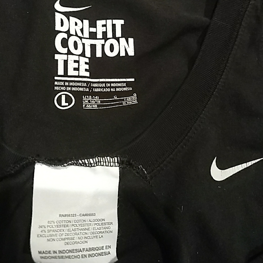 Men's Nike.Dri-fit cotton tee top color black - Picture 3 of 4